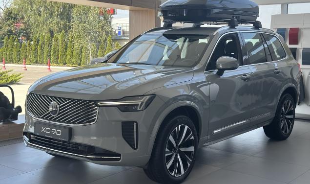 Volvo New XC90 Core 2025 Core 2025 250 К.С. + 14К.С.(ЕЛЕКТРО) к.с.