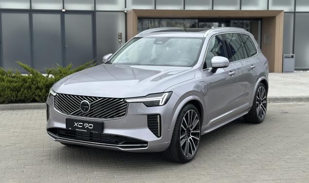 Volvo New XC90 Plug-in Hybrid Ultra Bright 2026 Ultra Bright 2026 455 к.с.