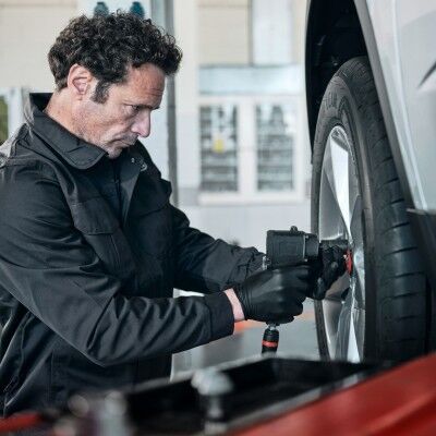 СЕЗОН ШИНОМОНТАЖУ РОЗПОЧАТО