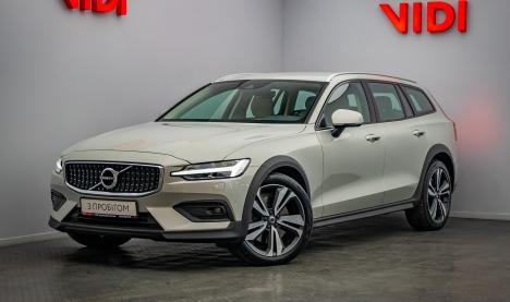 Volvo V60 Cross Country Volvo V60 Cross Country 250 л.с.