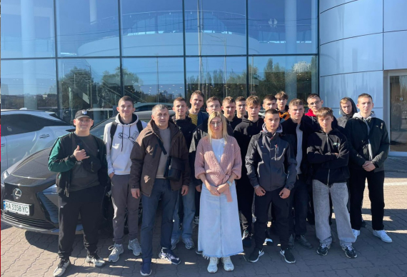 VIDI підтримує освіту: студенти коледжу автотранспортних технологій відвідали дилерські центри компанії