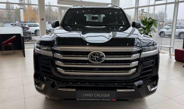 Toyota LAND CRUISER Premium Premium 309 л.с.