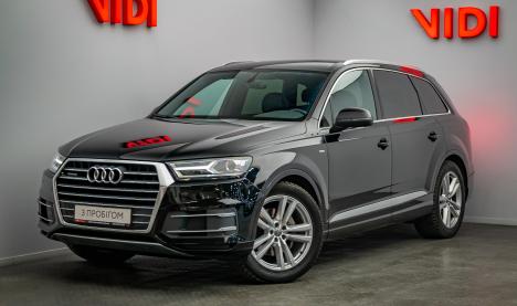 Audi Q7 Audi Q7 272 л.с.