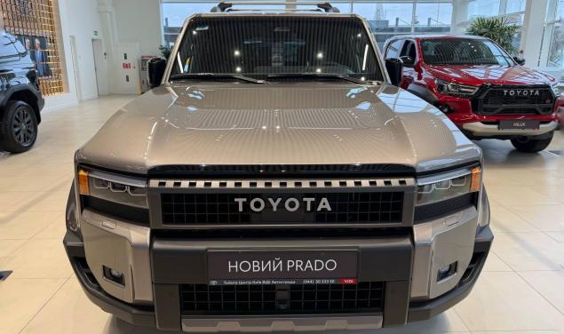 Toyota LAND CRUISER PRADO Prestige Prestige 205 л.с.