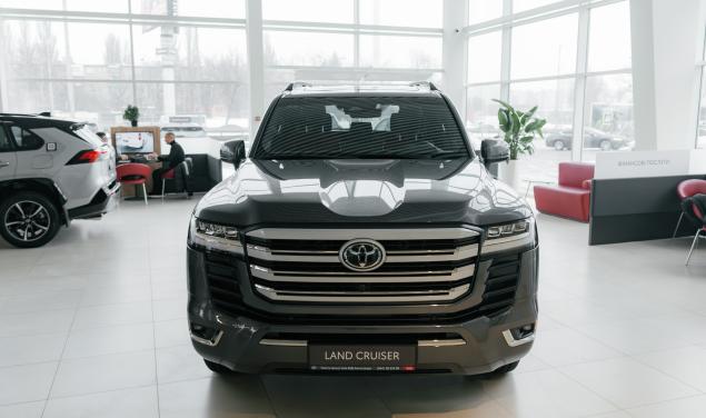 Toyota LAND CRUISER Premium Premium 309 к.с.