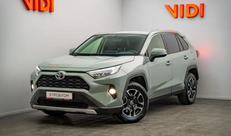 Toyota RAV4 Toyota RAV4 173 л.с.