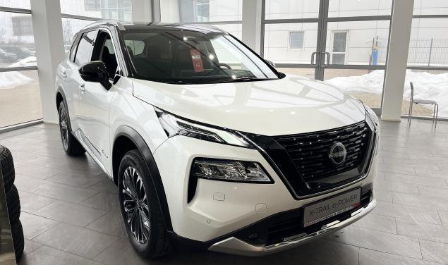 Nissan X-TRAIL TEKNA TEKNA 213 л.с.
