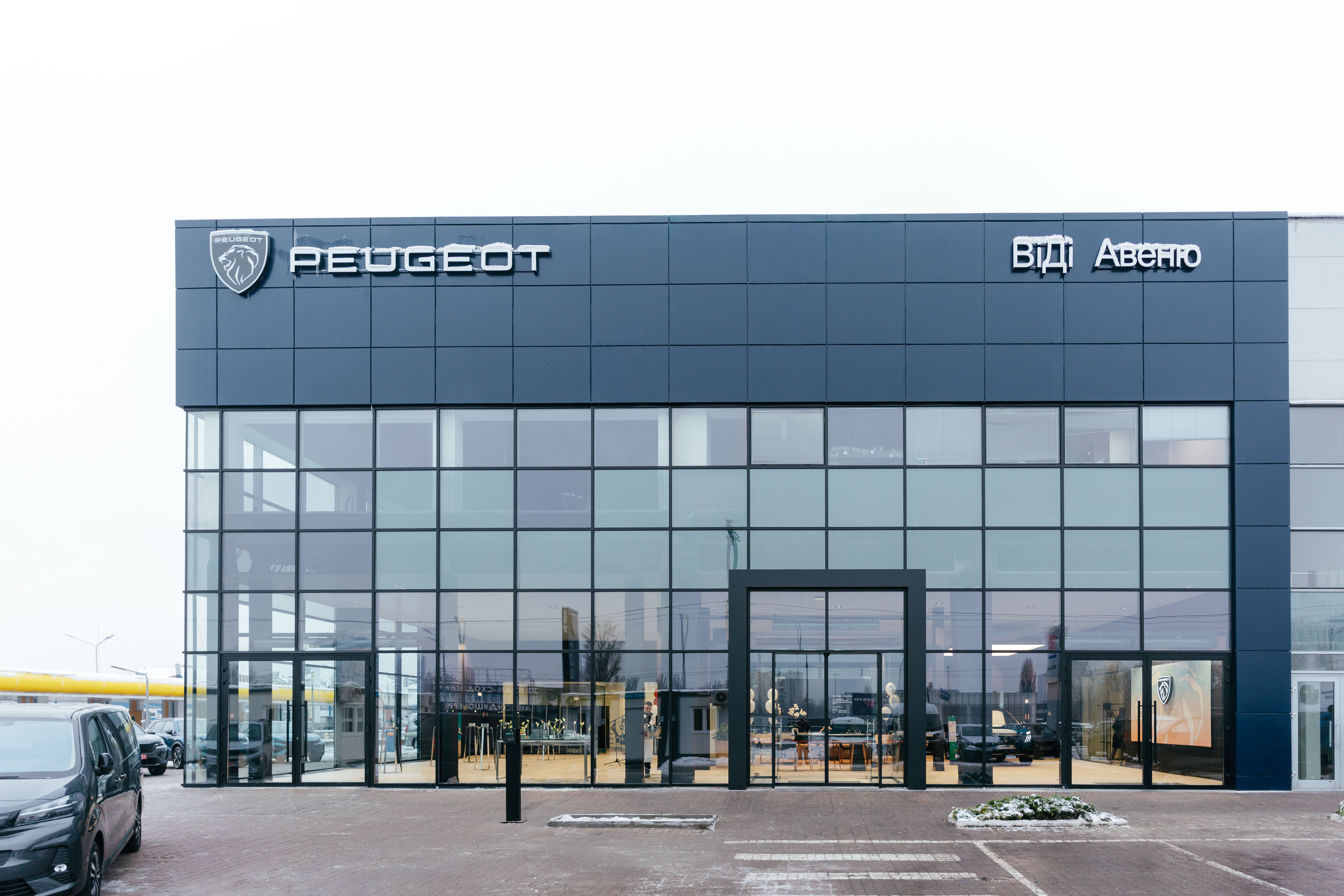 Пежо ВИДИ Авеню на Кольцевой