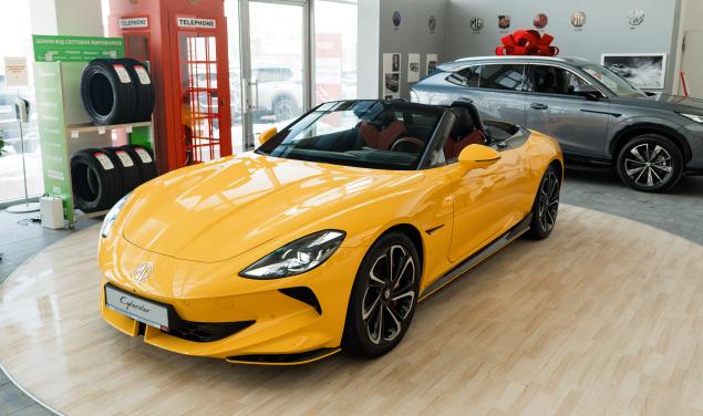 MG Cyberster GT ЧОРНИЙ ДАХ AWD GT ЧОРНИЙ ДАХ AWD 520 к.с.