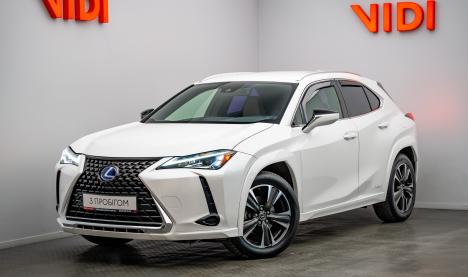 Lexus UX Lexus UX 180 л.с.