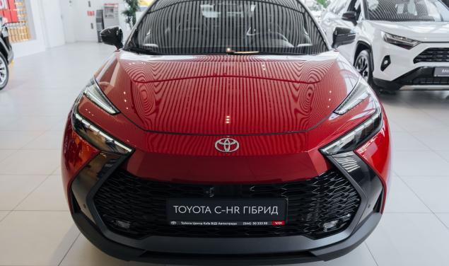 Toyota C-HR Premium Premium 152 л.с.