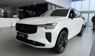 XC90