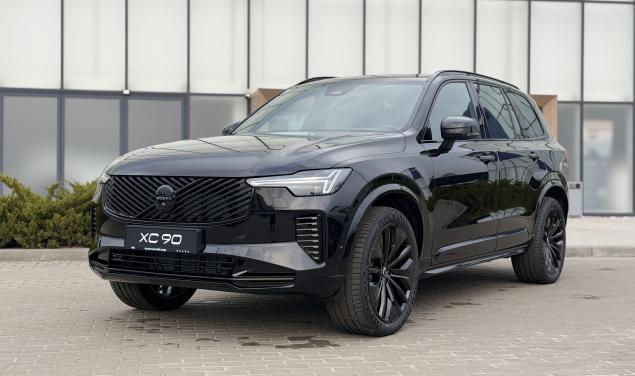 Volvo XC90 Ultra Blak Edition 2026 Ultra Blak Edition 2026 250 К.С. + 14К.С.(ЕЛЕКТРО) л.с.
