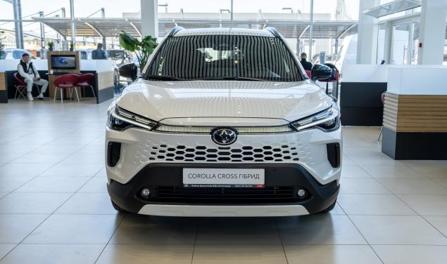 Toyota COROLLA CROSS Premium Premium 197 к.с.