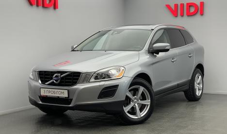 Volvo XC60 Volvo XC60 305 л.с.