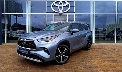 Toyota HIGHLANDER Toyota HIGHLANDER 243 л.с.