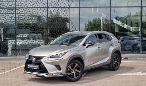 Lexus NX200 Lexus NX200 173 л.с.