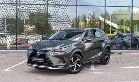Lexus NX200 Lexus NX200 173 л.с.