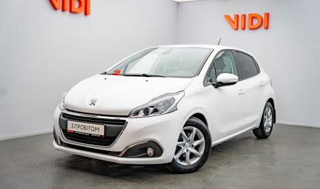 Peugeot 208 Peugeot 208 102 л.с.