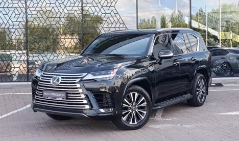 Lexus LX600 Lexus LX600 415 к.с.