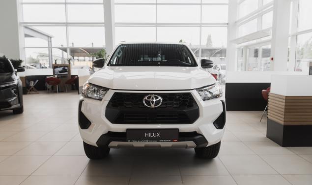 Toyota HILUX Base
