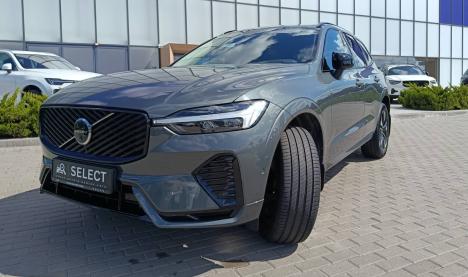 Volvo XC60 Volvo XC60 250 к.с./14 к.с. л.с.