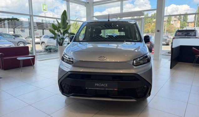 Toyota PROACE CITY VERSO Shuttle Shuttle 130 л.с.
