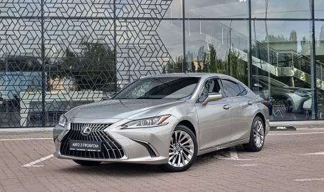Lexus ES300h Lexus ES300h 218 к.с.