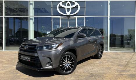 Toyota HIGHLANDER Toyota HIGHLANDER 299 к.с.