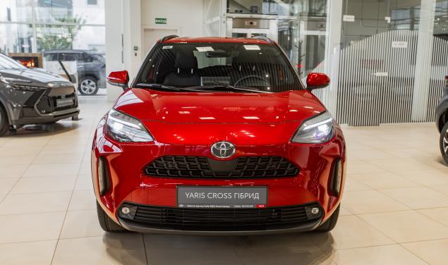 Toyota YARIS CROSS Lounge (2026) Lounge (2026) 130 л.с.