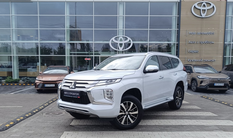 Mitsubishi Pajero Sport Mitsubishi Pajero Sport - к.с.