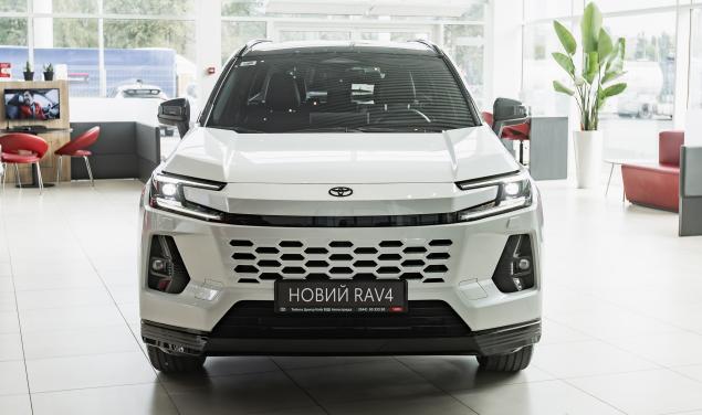 Toyota RAV4 Style Style 230 л.с.
