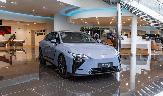 Lexus ES500e Luxury Luxury 343 к.с.