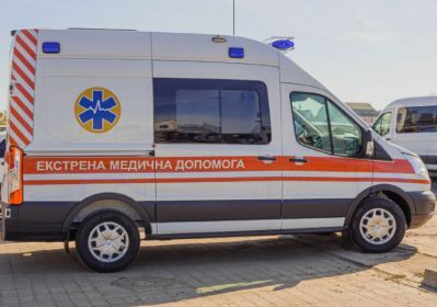 КОМПАНИЯ «ВИДИ ЮНИКОМЕРС» ВЫДАЛА ОБЛАСТНОМУ ЦЕНТРУ ЭКСТРЕННОЙ МЕДИЦИНСКОЙ ПОМОЩИ И МЕДИЦИНЫ КАТАСТРОФ 7 АВТОМОБИЛЕЙ «СКОРОЙ ПОМОЩИ» СОБСТВЕННОГО ПРОИЗВОДСТВА.