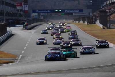 Subaru награжден титулом серии Super GT