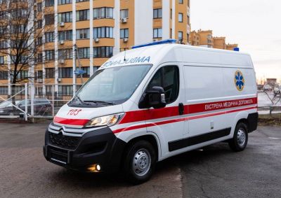 Stellantis Украина бесплатно отремонтировали более 1000 авто государственных и коммунальных служб