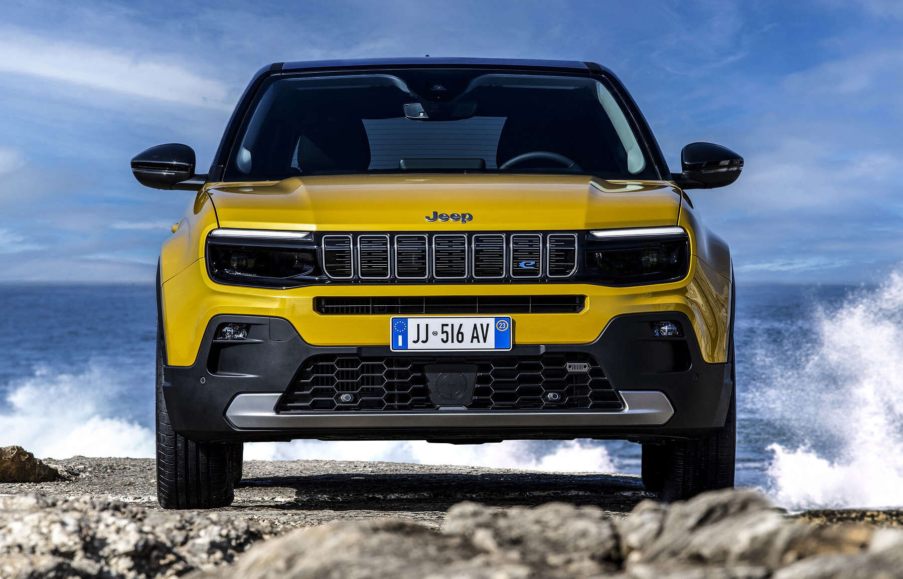 НОВЫЙ JEEP AVENGER СТАЛ ПОБЕДИТЕЛЕМ ПРЕМИИ WOMEN'S WORLD CAR OF THE YEAR 2023