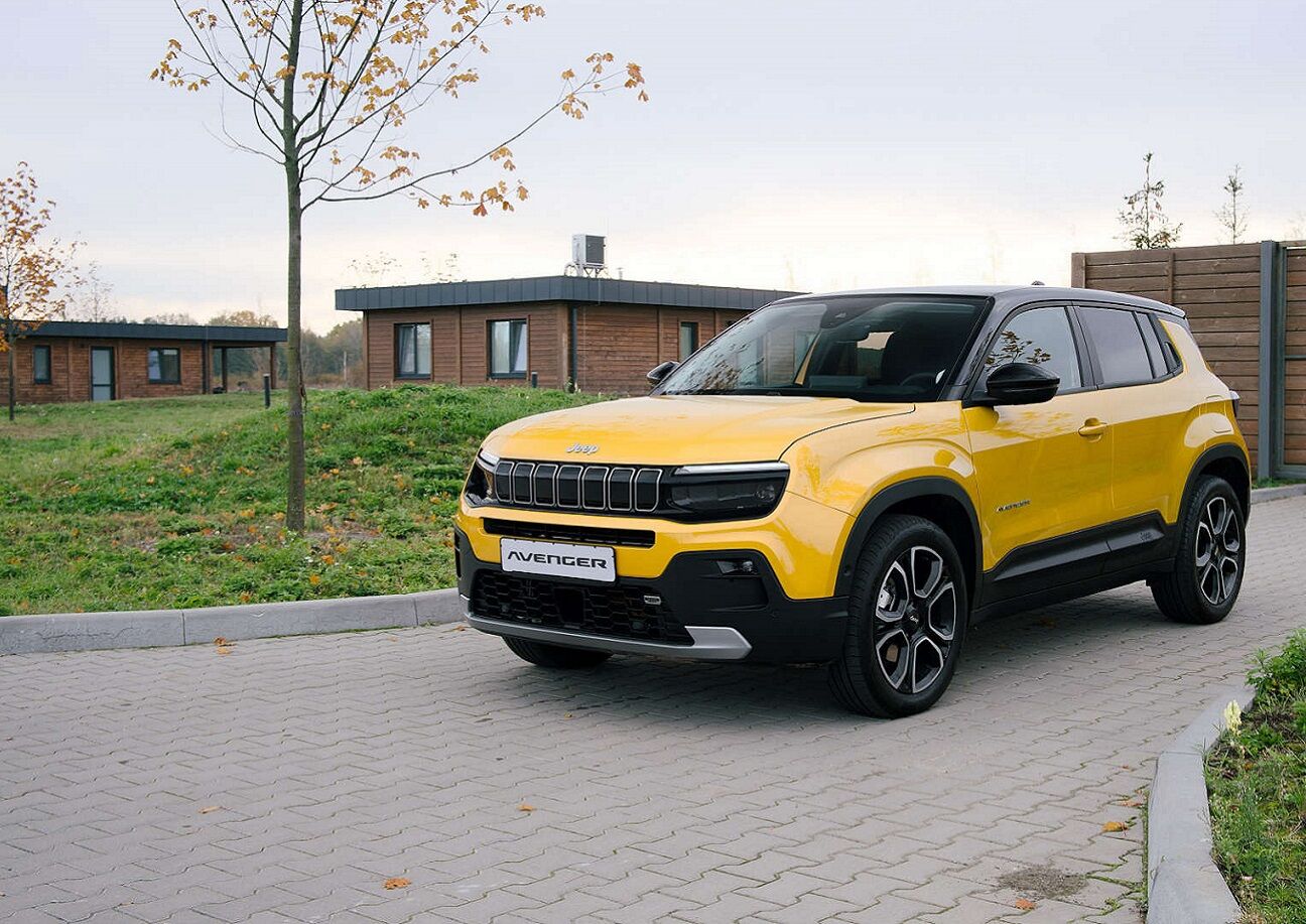 JEEP AVENGER — ПЕРЕМОЖЕЦЬ У НОМІНАЦІЇ «СУБКОМПАКТНІ SUV» ПРЕМІЇ АВТОЛІДЕР 2025
