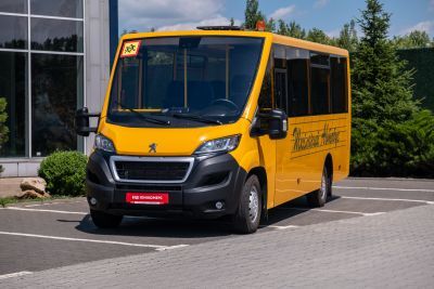 ВІДІ Юнікомерс представив новий шкільний автобус
