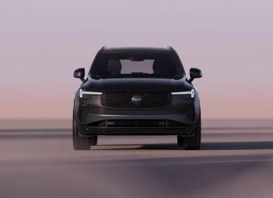 Новий XC90 вперше доступний у версії Black Edition