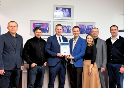ВІДІ Юнікомерс отримали сертифікат найвищої категорії від Stellanti