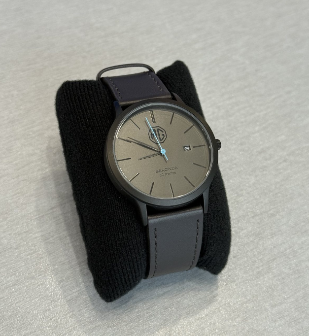 Годинник SEKONDA сірий зі шкіряним ремінцем MG (42334)